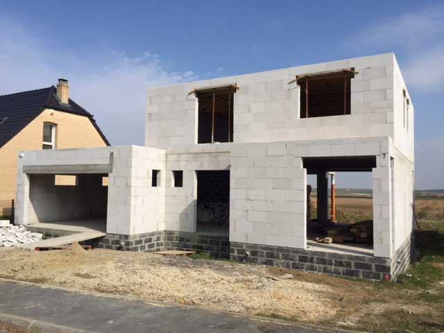  Étanchéité sur toiture, membrane à Écurie dans le Pas de Calais. 	 