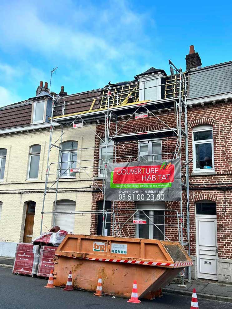 Chantier de couverture tuile tempête à Lambersart 